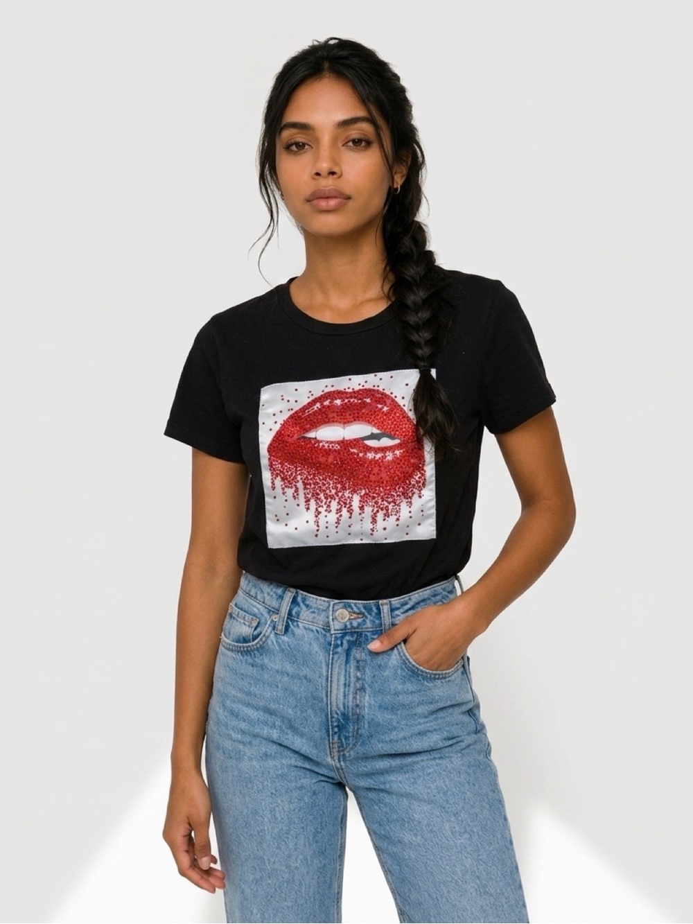 Love J. Black Graphic Rhinestone Lips Tee Size M Y2K Party 90s 2000s